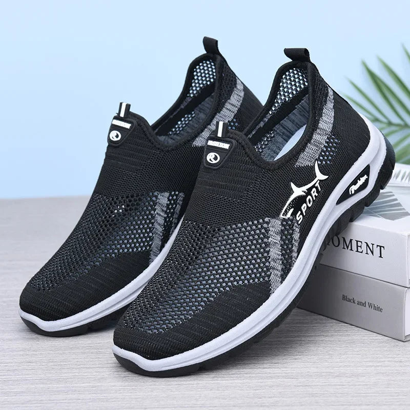 Comfortable Breathable Men's Casual Slip-On Sports Shoes Soft Bottom Cloth Shoes Easy to Wear Dad Shoes Mesh Upper Summer