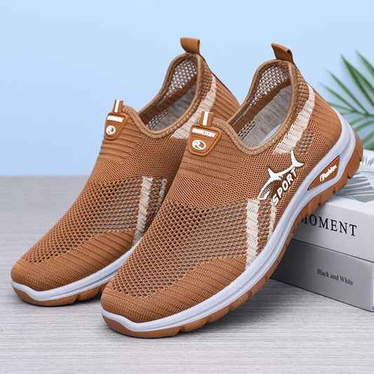 Comfortable Breathable Men's Casual Slip-On Sports Shoes Soft Bottom Cloth Shoes Easy to Wear Dad Shoes Mesh Upper Summer